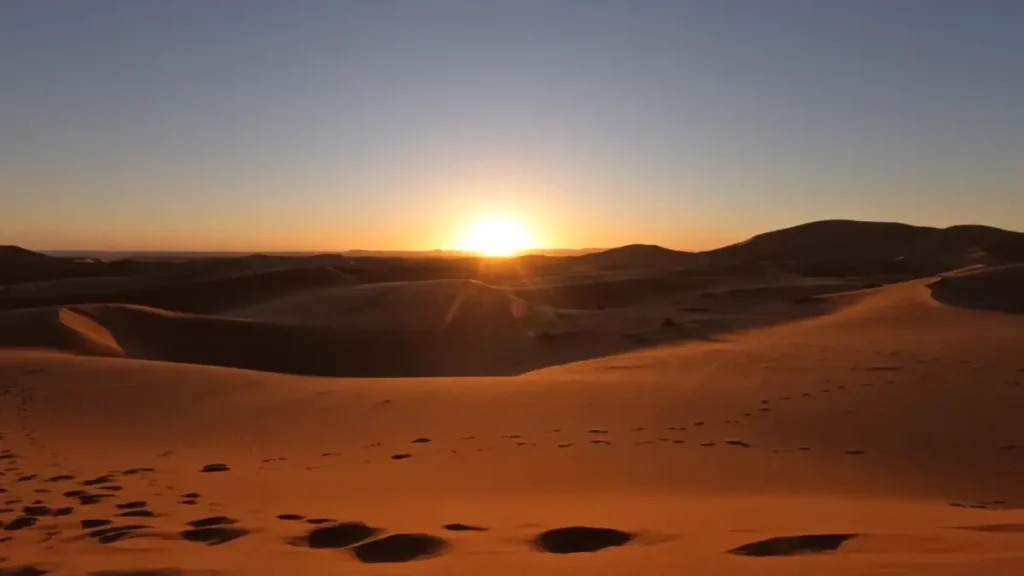 Where to Visit in Morocco for First Time: The Route That Fits Your Days 8 Sunrise over the Erg Chebbi dunes in Merzouga, the best first Sahara night