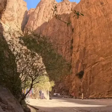 todra gorge limestone cliffs